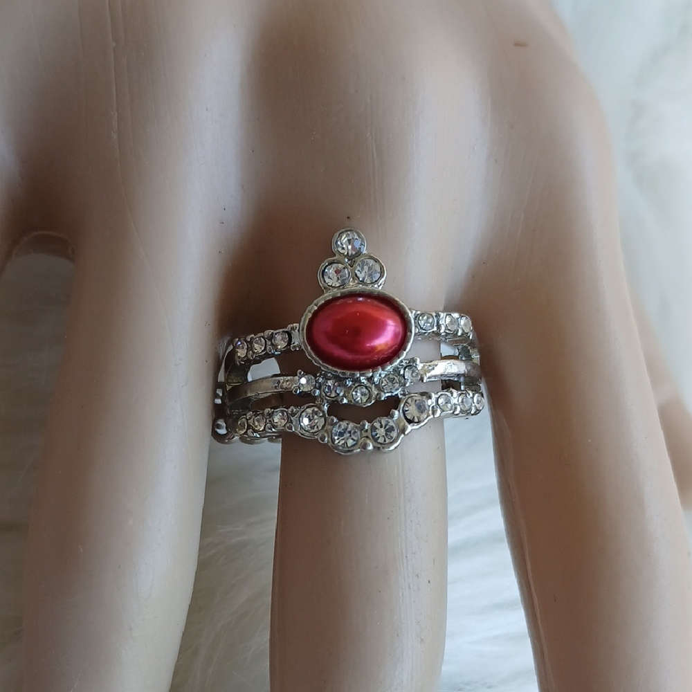 Paparazzi Red and Silver Vintage-Inspired Ring Strech
